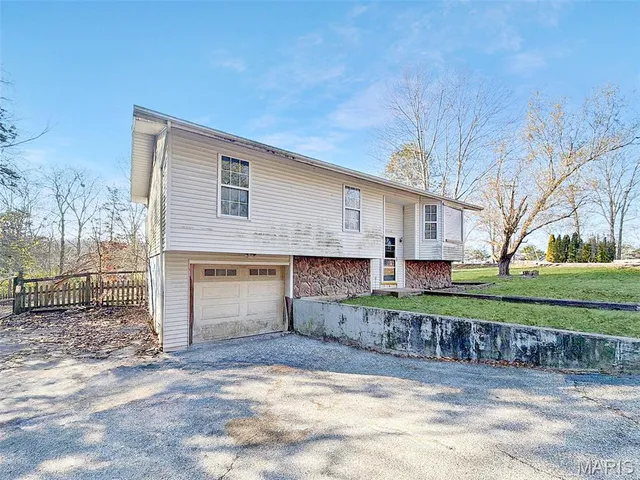 $129,900 | 3110 Carron Road, Festus, MO 63028