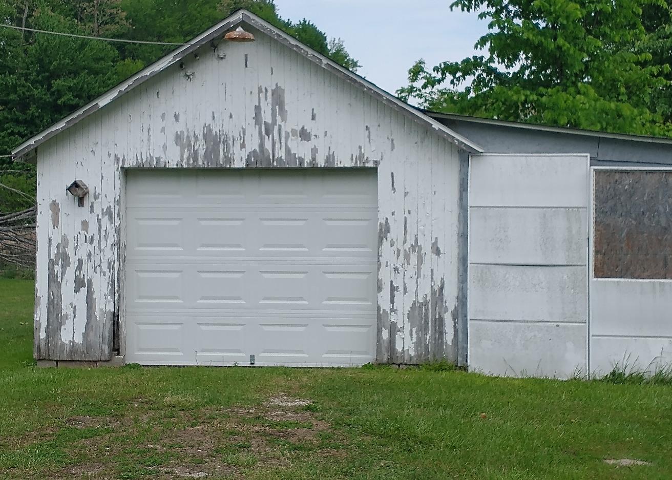 8614 North St Road Sunman, IN 47041 - Photo 23 of 25