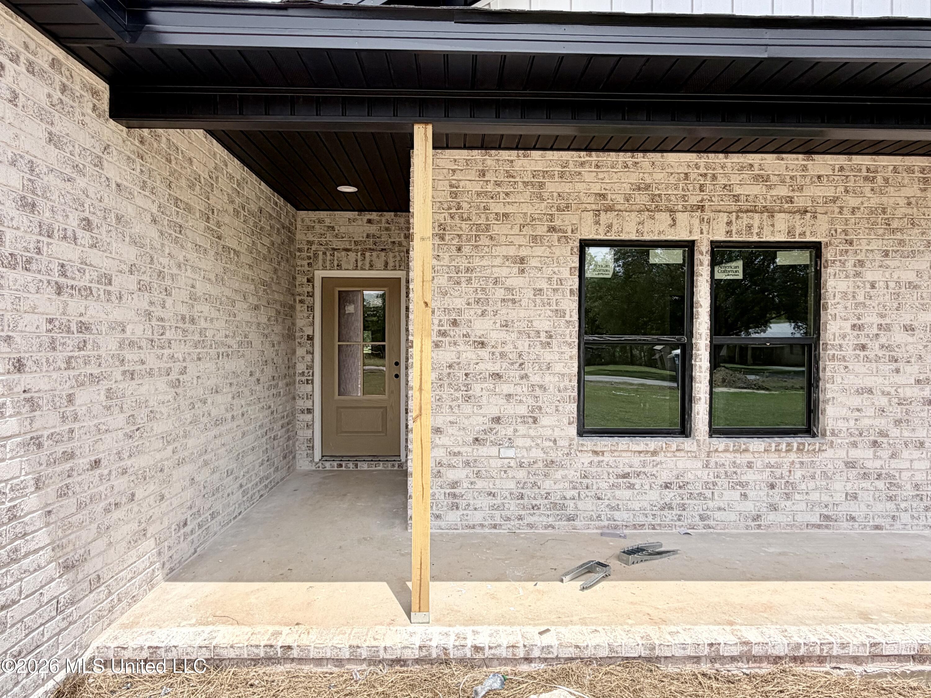 6685 Caraway Road Moss Point, MS 39562 - Photo 3 of 11 IMG_4289