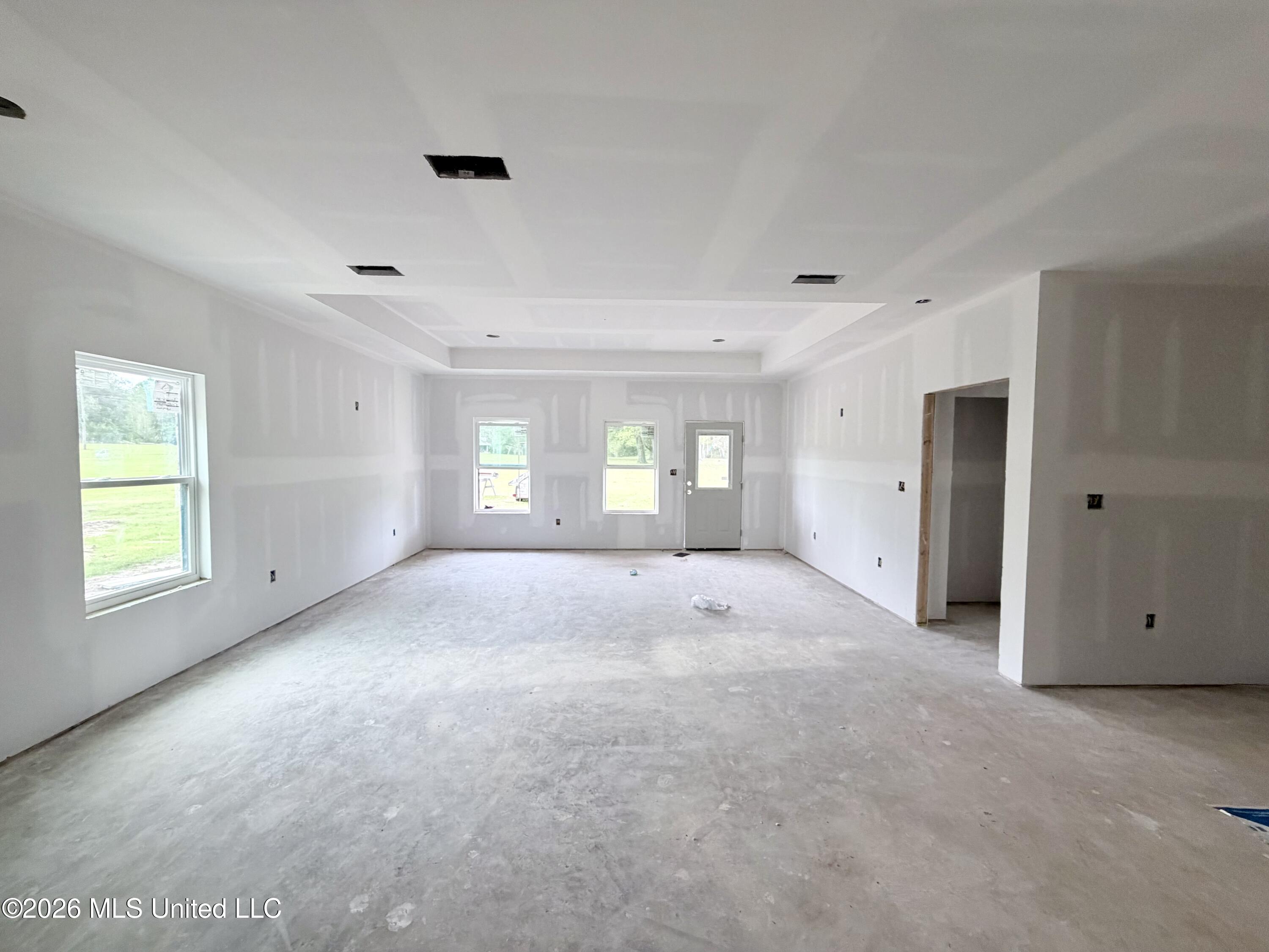 6685 Caraway Road Moss Point, MS 39562 - Photo 3 of 14 IMG_4021