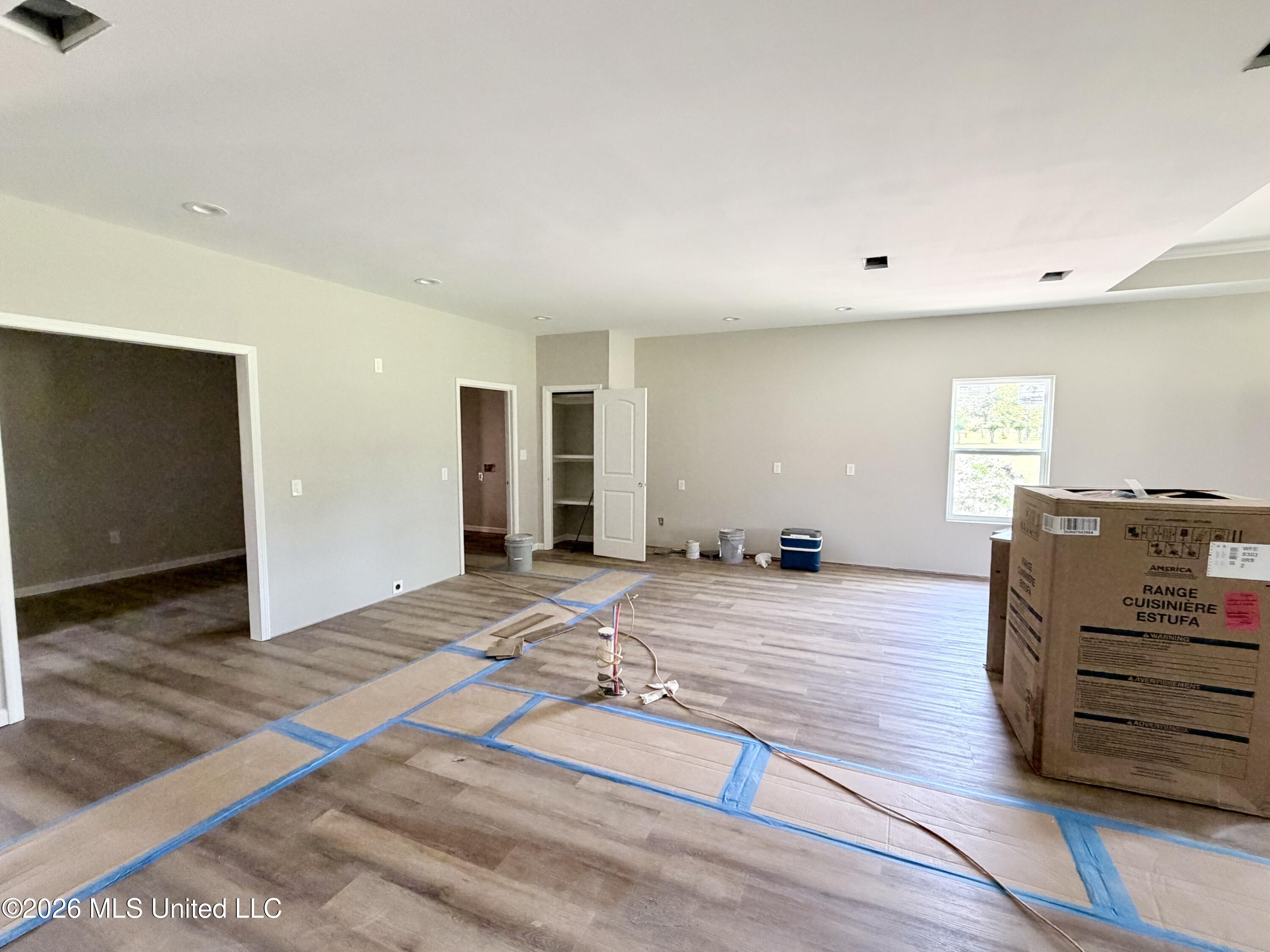 6685 Caraway Road Moss Point, MS 39562 - Photo 6 of 11 IMG_4297