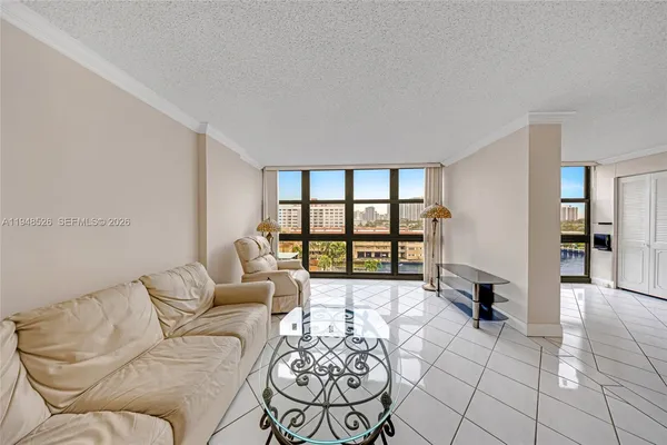 $2,200 | 2017 South Ocean Drive, Unit 706, Hallandale Beach, FL 33009