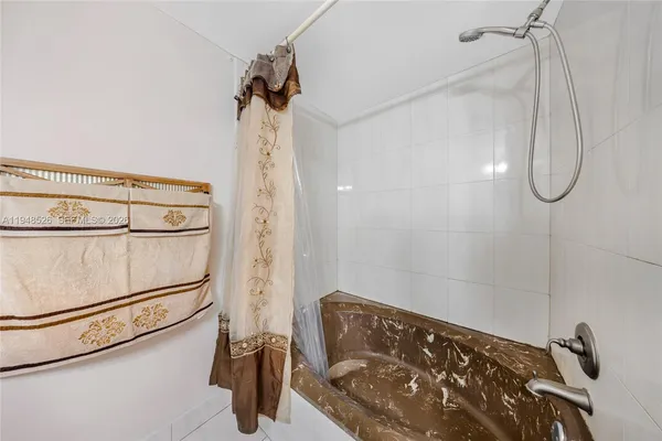 $2,200 | 2017 South Ocean Drive, Unit 706, Hallandale Beach, FL 33009