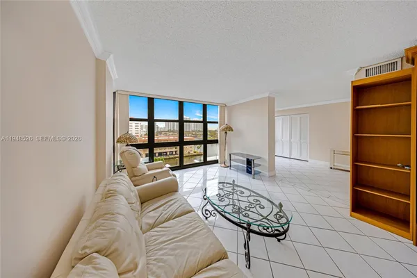 $2,200 | 2017 South Ocean Drive, Unit 706, Hallandale Beach, FL 33009