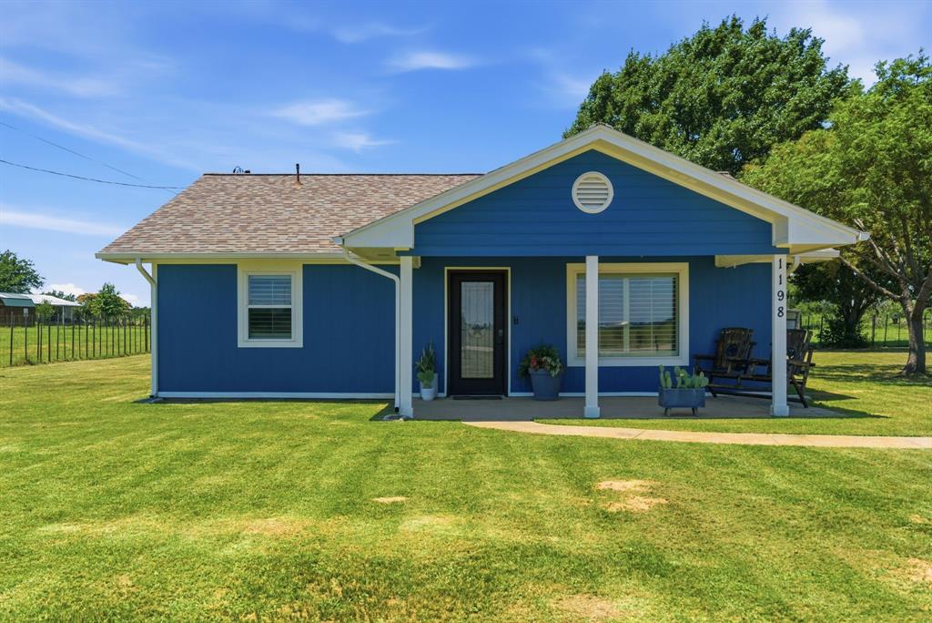 1198 Poe Prairie Road Millsap, TX 76066 - Photo 2 of 35