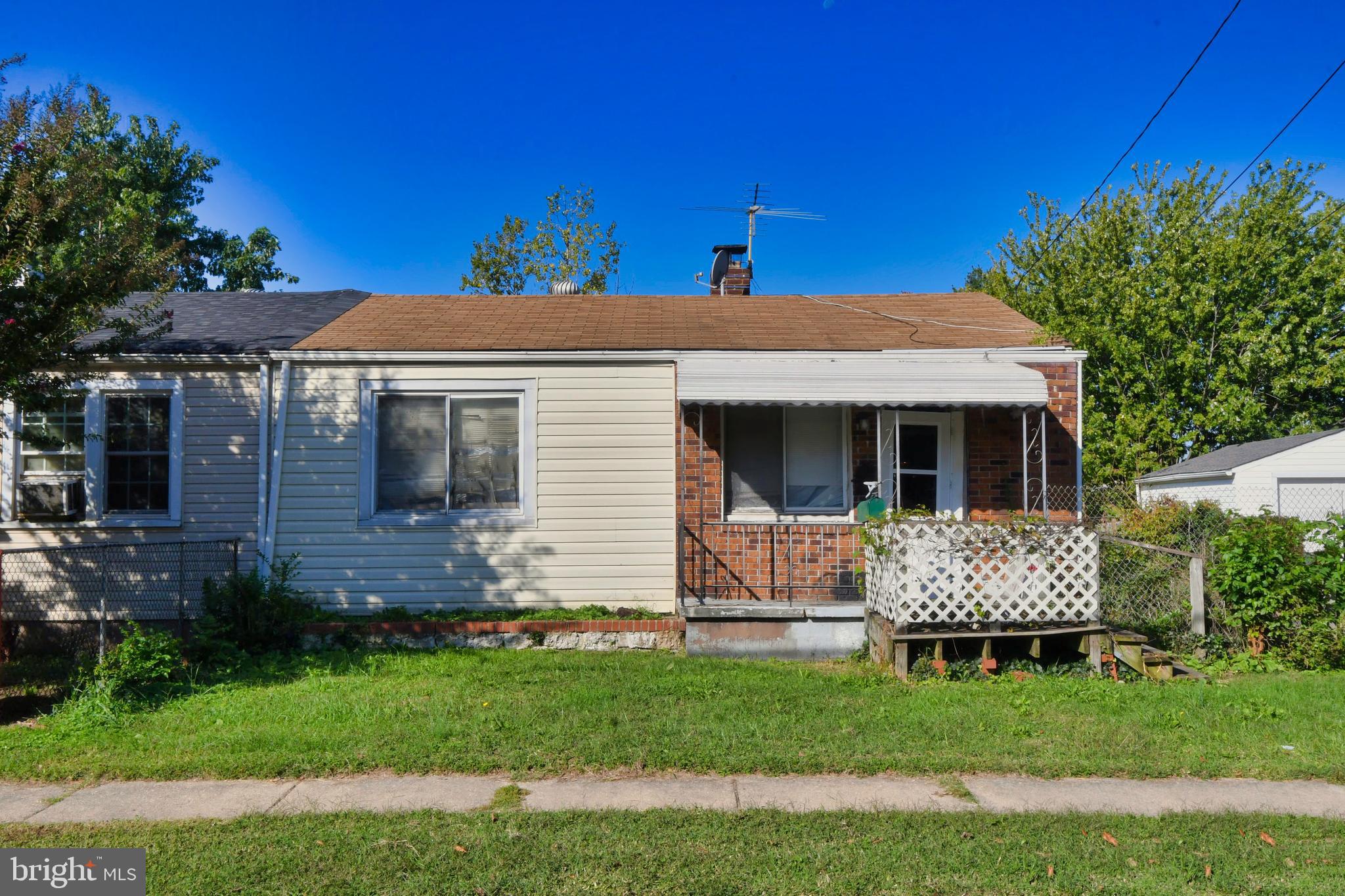 1816 Marshall Road Baltimore, MD 21222 - Photo 2 of 10 Front View
