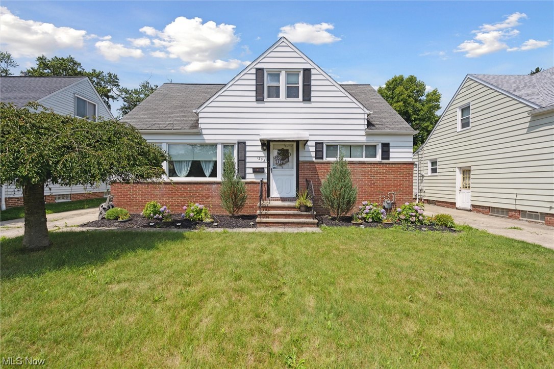 1298 West Miner Road Cleveland, OH 44124 - Photo 31 of 32 Front
