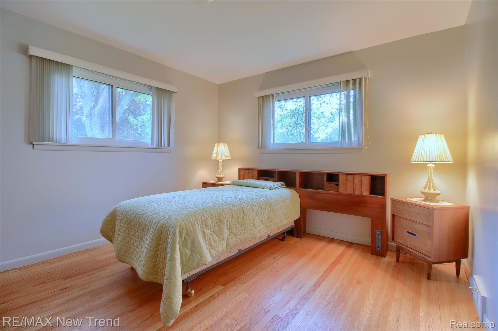 32216 Craftsbury Road Farmington, MI 48334 - Photo 17 of 30 17-Primary-Bedroom.jpg