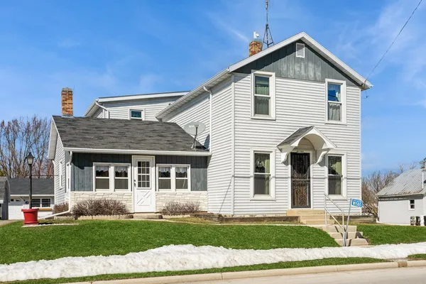 $249,900 | W1580 Us Highway, Chilton, WI 53014