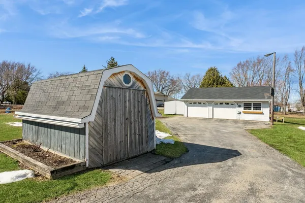 $249,900 | W1580 Us Highway, Chilton, WI 53014