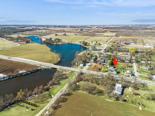 $249,900 | W1580 Us Highway, Chilton, WI 53014