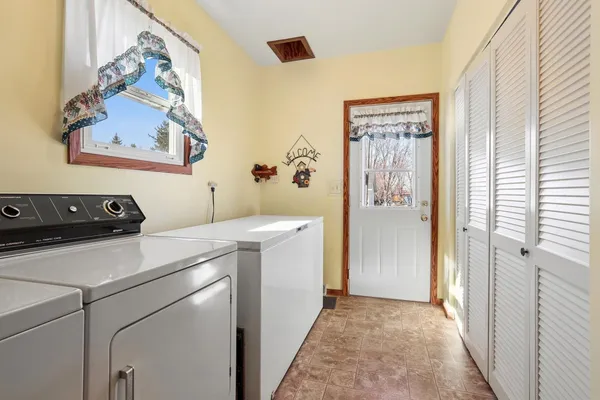 $249,900 | W1580 Us Highway, Chilton, WI 53014