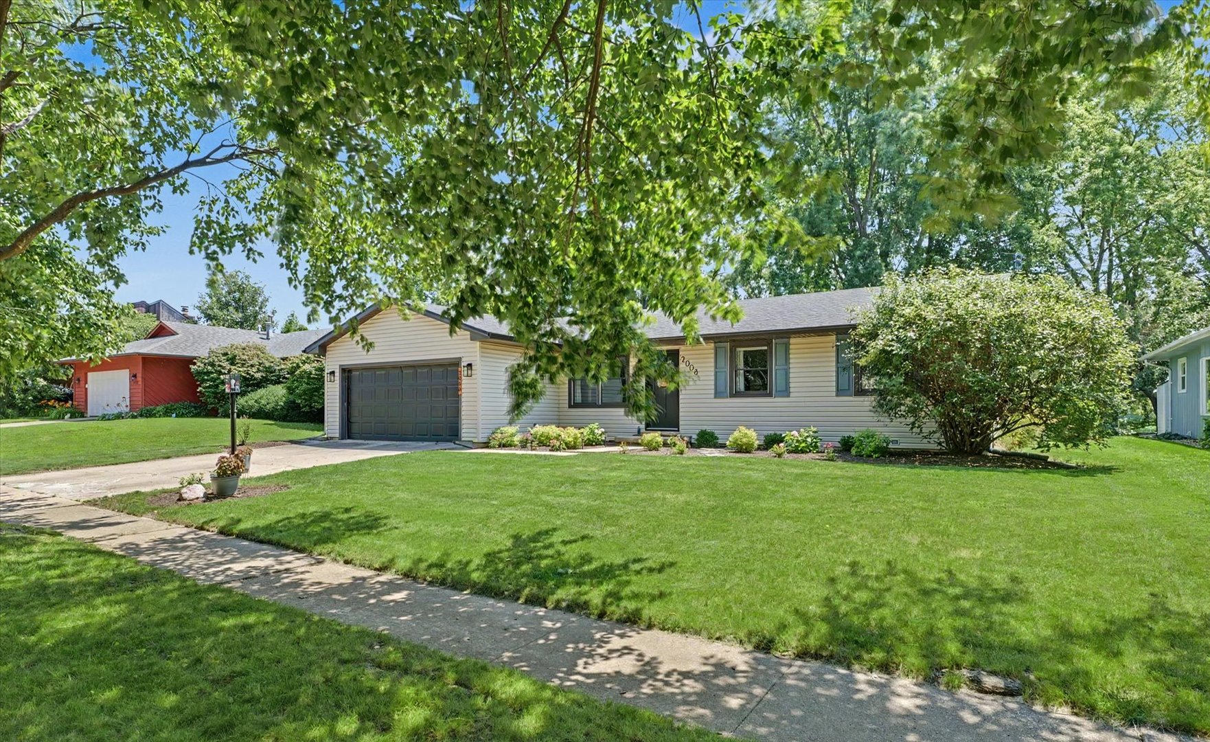 2008 Park Ridge Drive Urbana, IL 61802 - Photo 2 of 41
