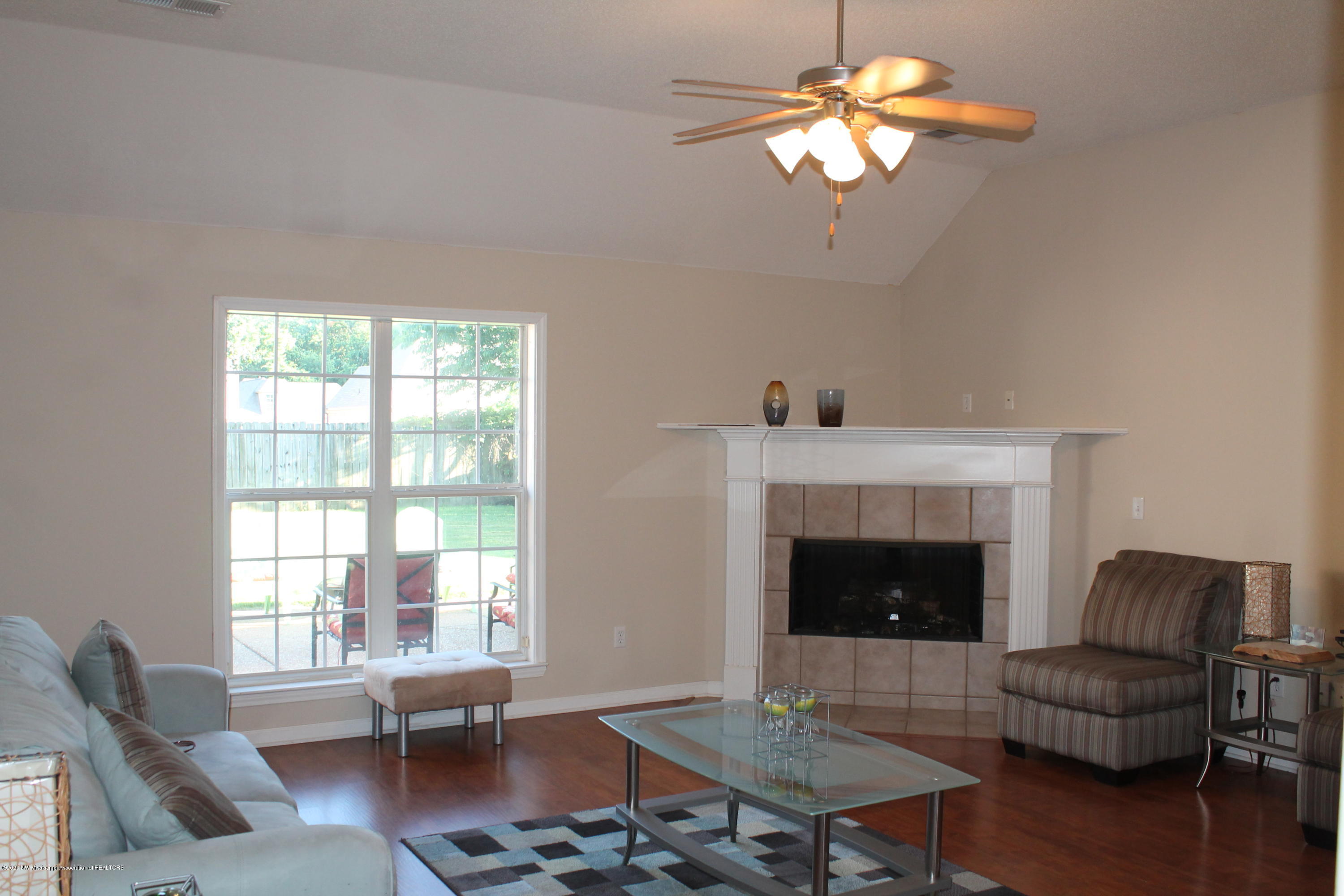 6355 Coleman Road Olive Branch, MS 38654 - Photo 4 of 18 IMG_5114