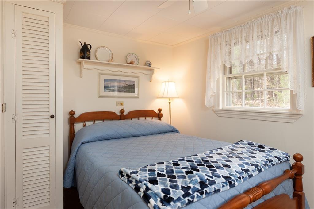 158 Shore Road York, ME 03902 - Photo 12 of 25 Photo