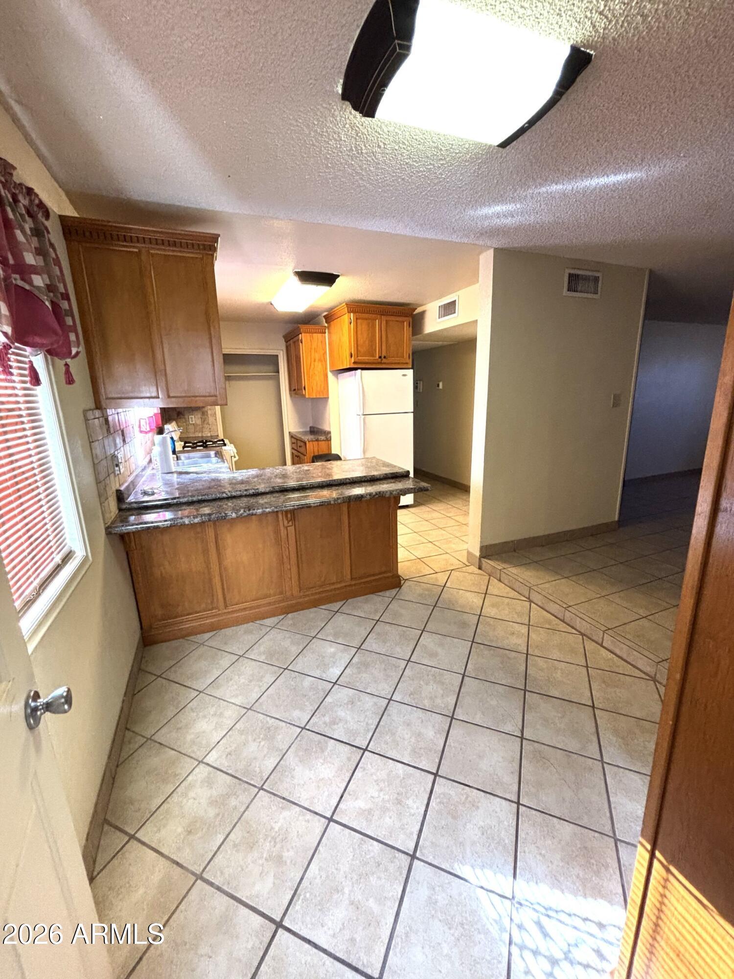 2235 11th Street Douglas, AZ 85607 - Photo 4 of 15 ce29ef4b-7311-453e-9b00-86b9ae686b12