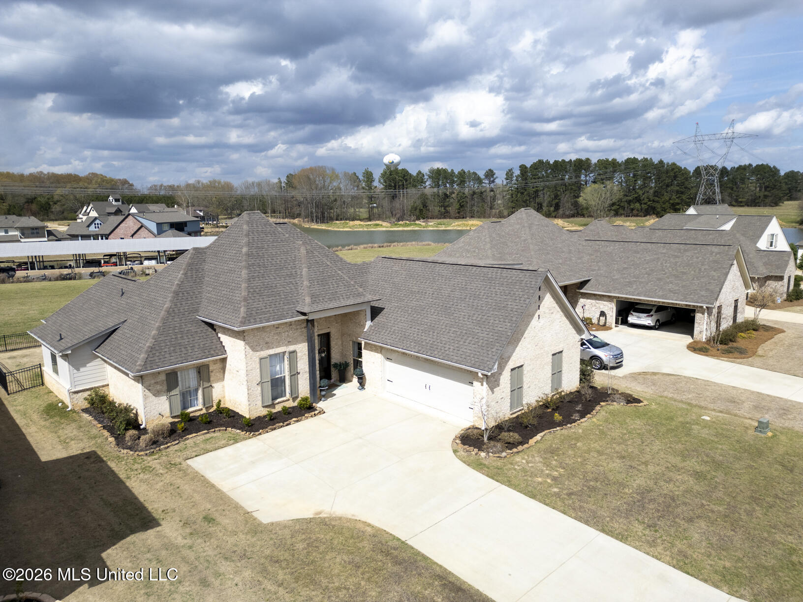 109 Bridgewater Loop Madison, MS 39110 - Photo 8 of 40 109 Bridgewater Loop drone-1