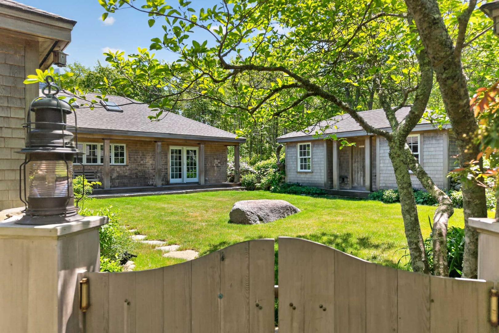 300 N Road Chilmark, MA 02535 - Photo 1 of 32