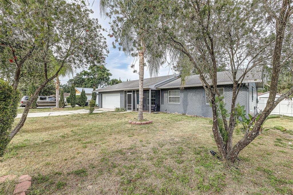 408 Lake Ned Road Winter Haven, FL 33884 - Photo 2 of 23