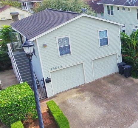 1401 Truxillo Street Houston, TX 77004 - Photo 13 of 20 a view of a backyard with sitting area
