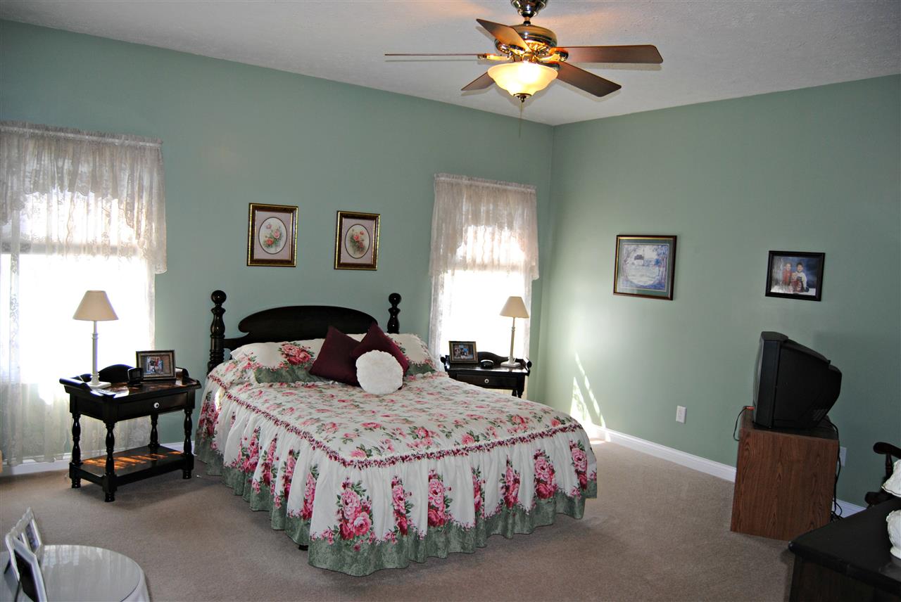 3975 Stone Road Tell City, IN 47586 - Photo 13 of 36