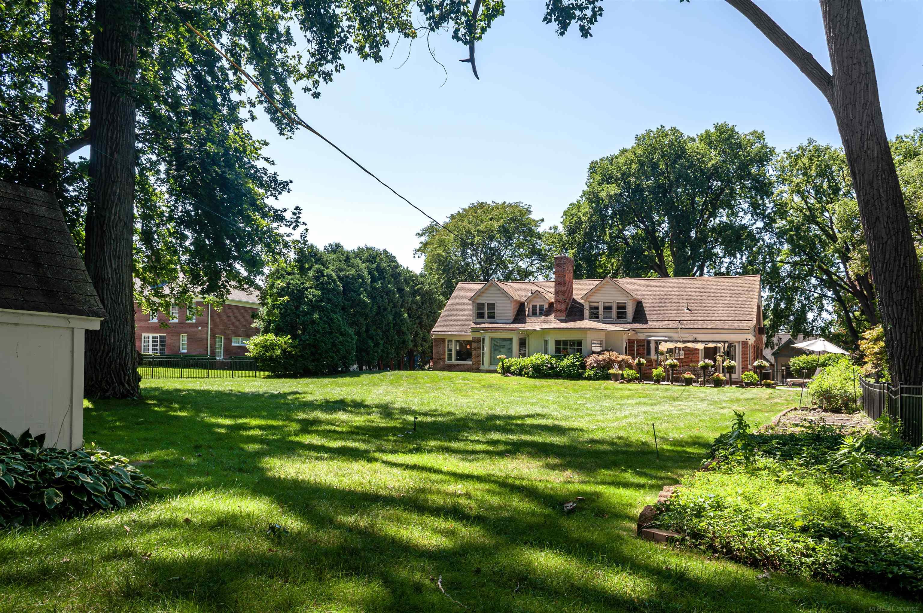 164 Lothrop Road Grosse Pointe Farms, MI 48236 - Photo 48 of 54