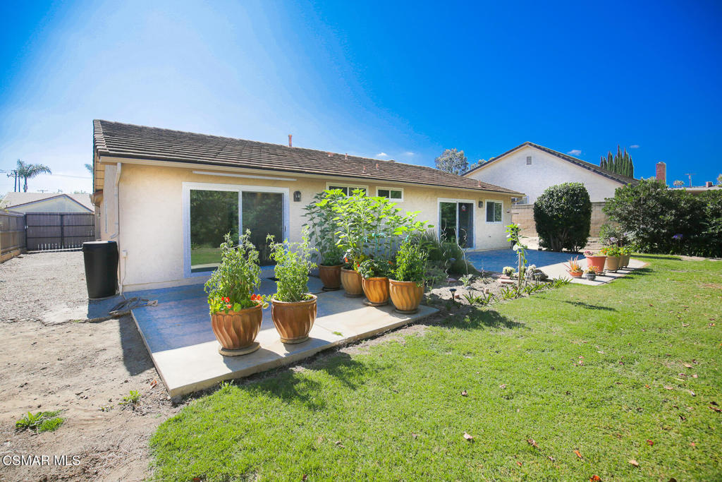 458 Mark Drive Simi Valley, CA 93065 - Photo 32 of 36