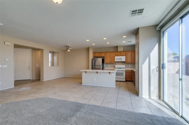$2,100 | 5768 Mammoth Mountain Street, North Las Vegas, NV 89081