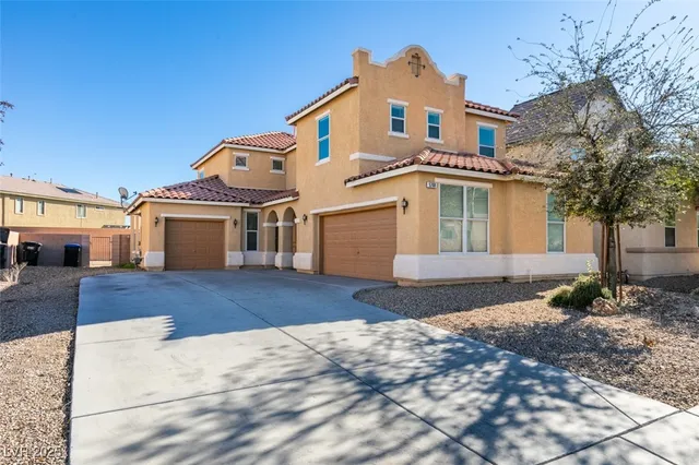 $2,100 | 5768 Mammoth Mountain Street, North Las Vegas, NV 89081