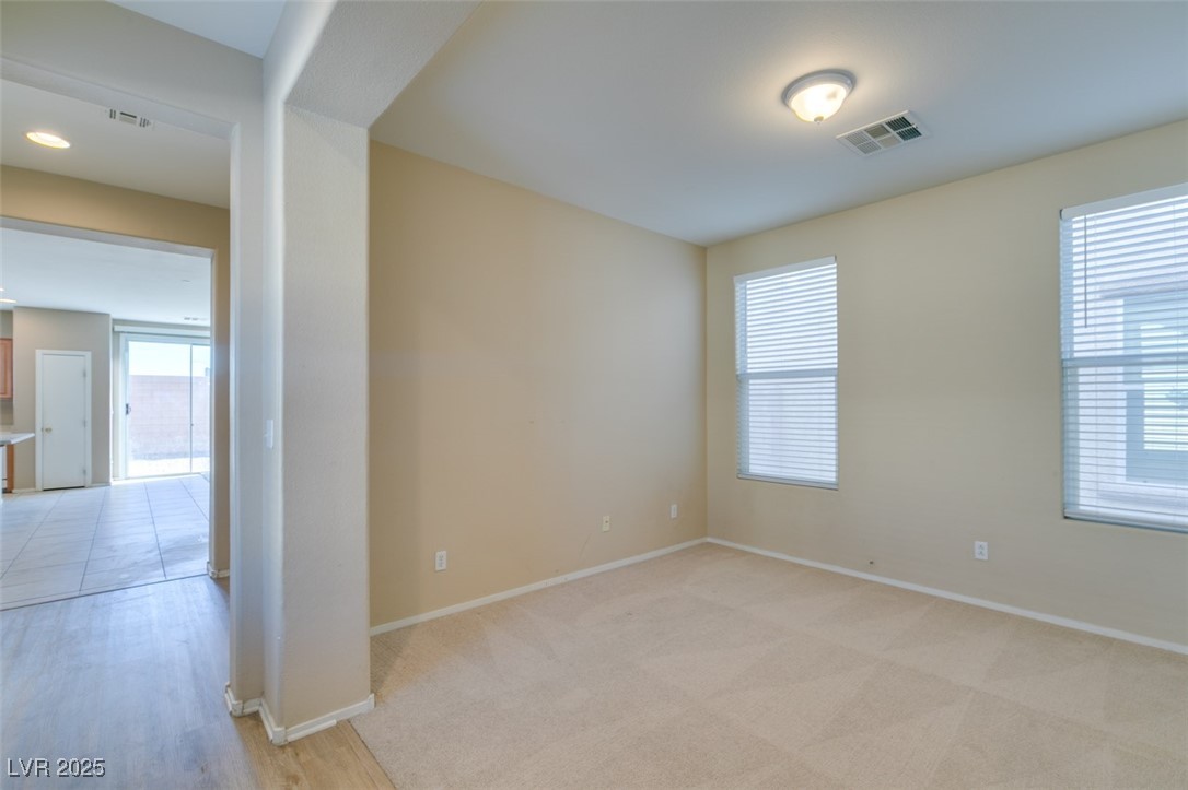 5768 Mammoth Mountain Street North Las Vegas, NV 89081 - Photo 6 of 39