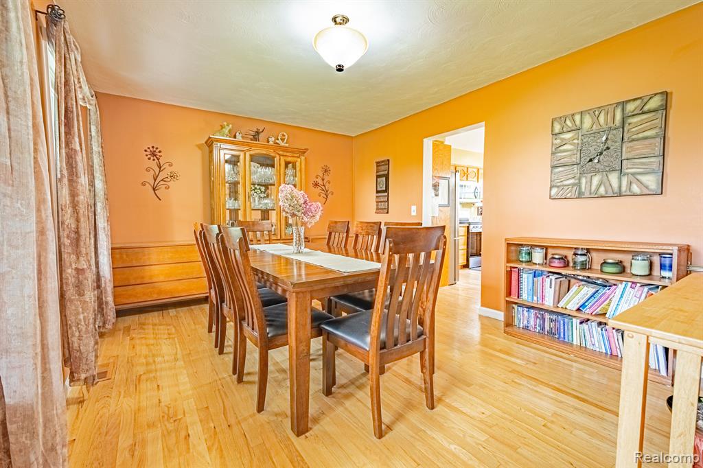 9429 Brandon Road Avoca, MI 48006 - Photo 6 of 44