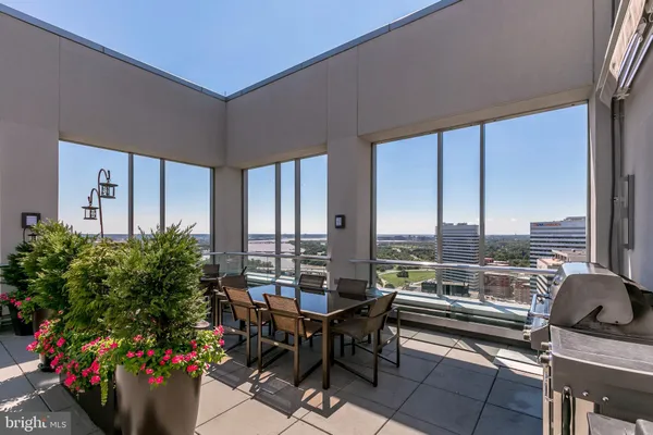 $950,000 | 1111 19th Street North, Unit 2007, Arlington, VA 22209