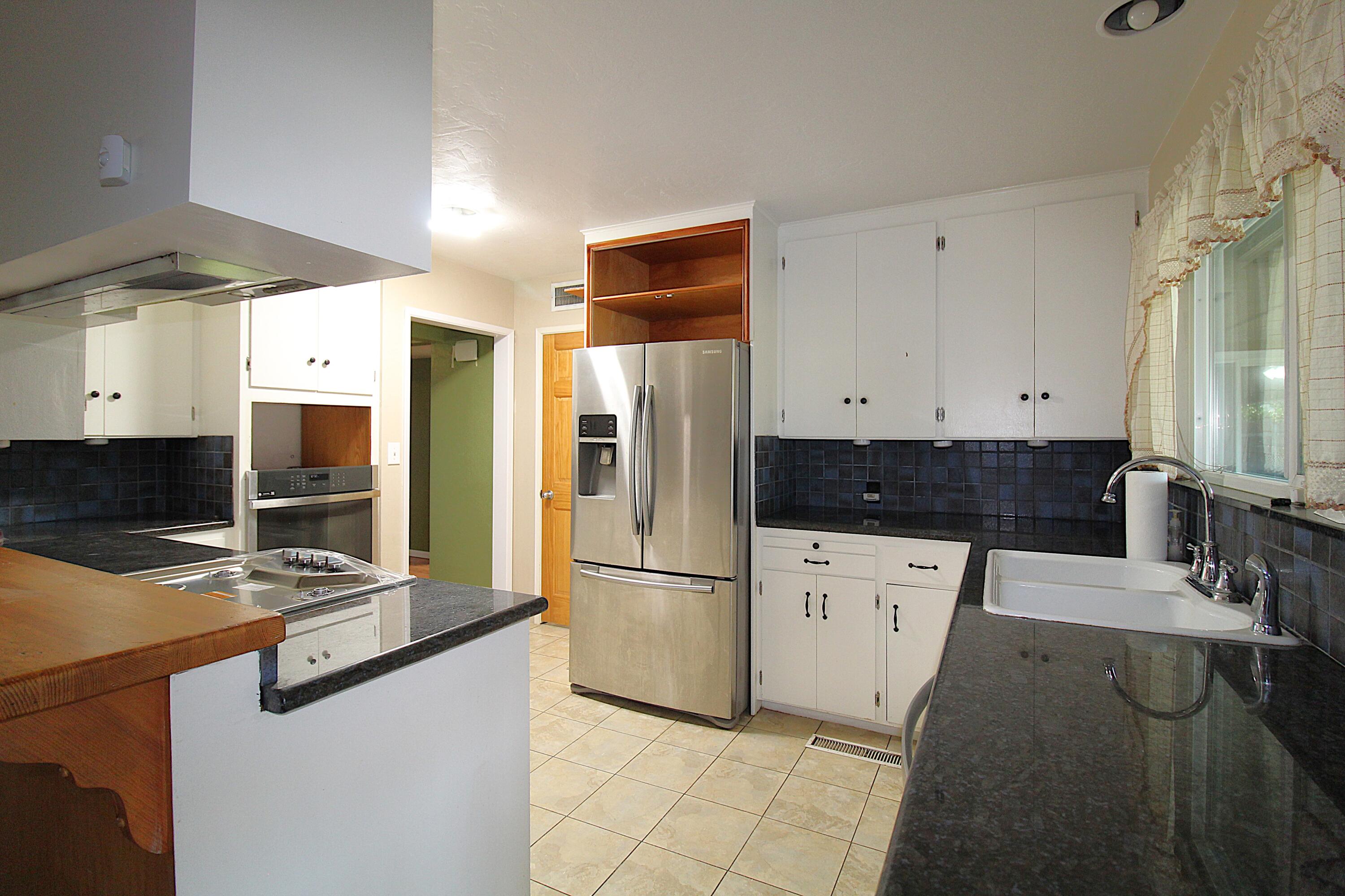 309 Sycamore Drive Exeter, CA 93221 - Photo 8 of 29 IMG_9963 - Copy
