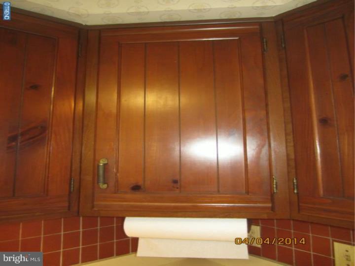 236 Windsor Road Robbinsville, NJ 08691 - Photo 10 of 24 Kitchen