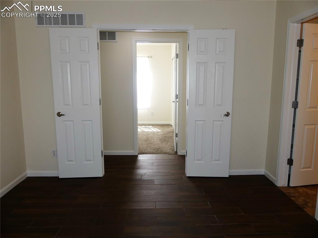 1054 Kara Ridge Point Colorado Springs, CO 80907 - Photo 14 of 33 Primary Bedroom