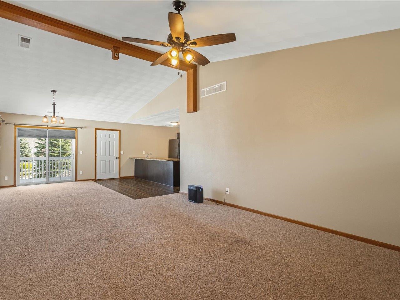 10152 Monarch Road Roscoe, IL 61073 - Photo 3 of 25 Gallery Image 3