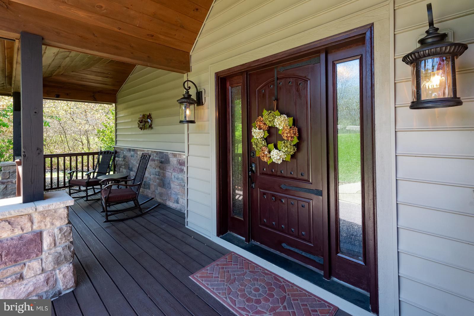 968 Scots Pne Lane Hazleton, PA 18202 - Photo 4 of 95