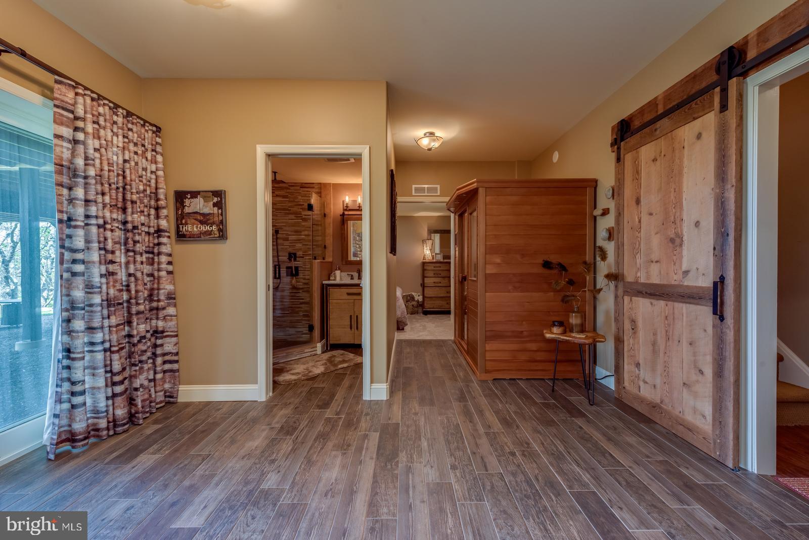 968 Scots Pne Lane Hazleton, PA 18202 - Photo 61 of 95 lower level foyer