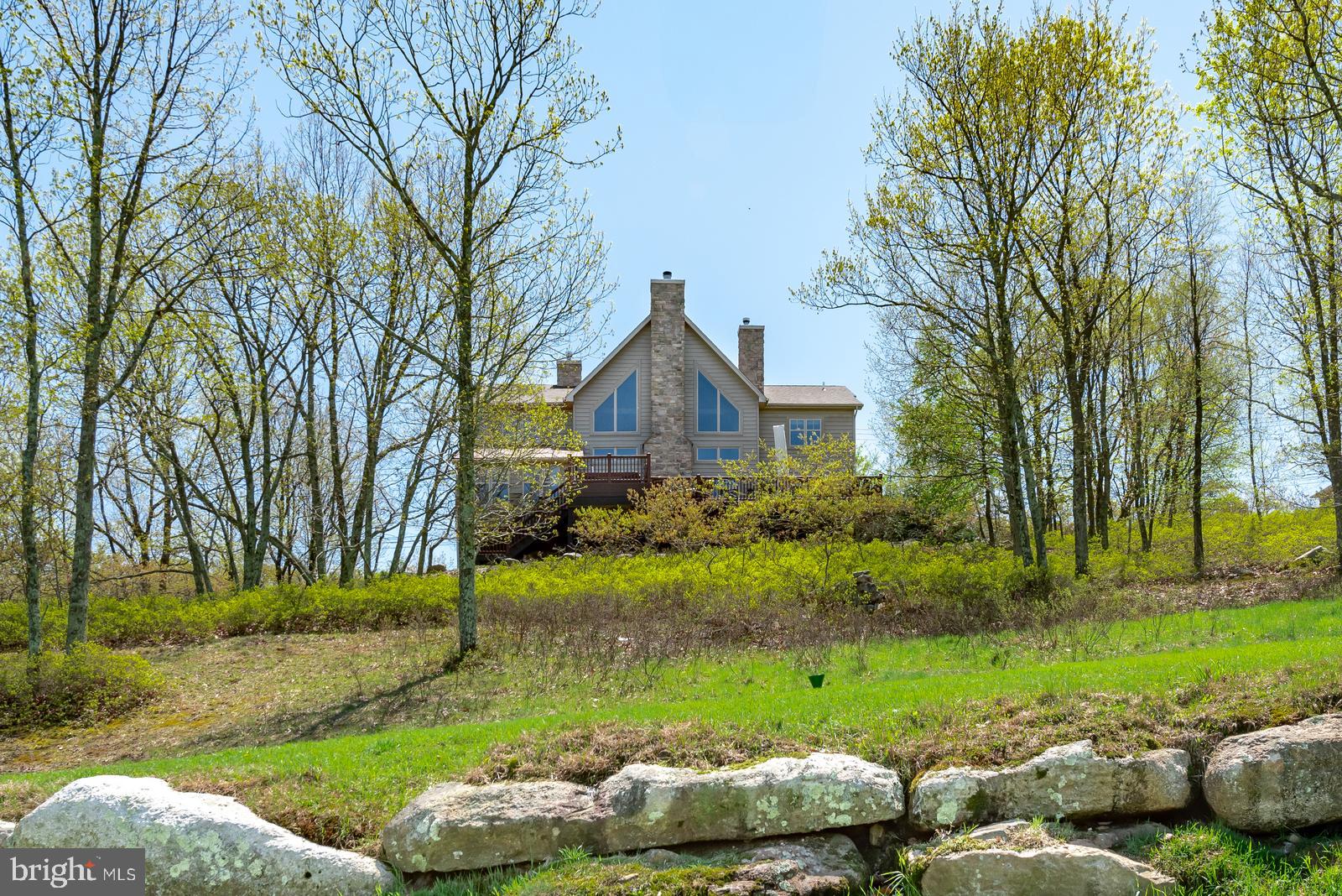 968 Scots Pne Lane Hazleton, PA 18202 - Photo 7 of 95 a front view of a house with a yard and green space