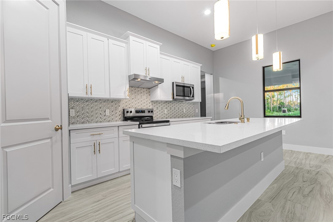 1014 Magnolia Avenue Lehigh Acres, FL 33972 - Photo 6 of 25