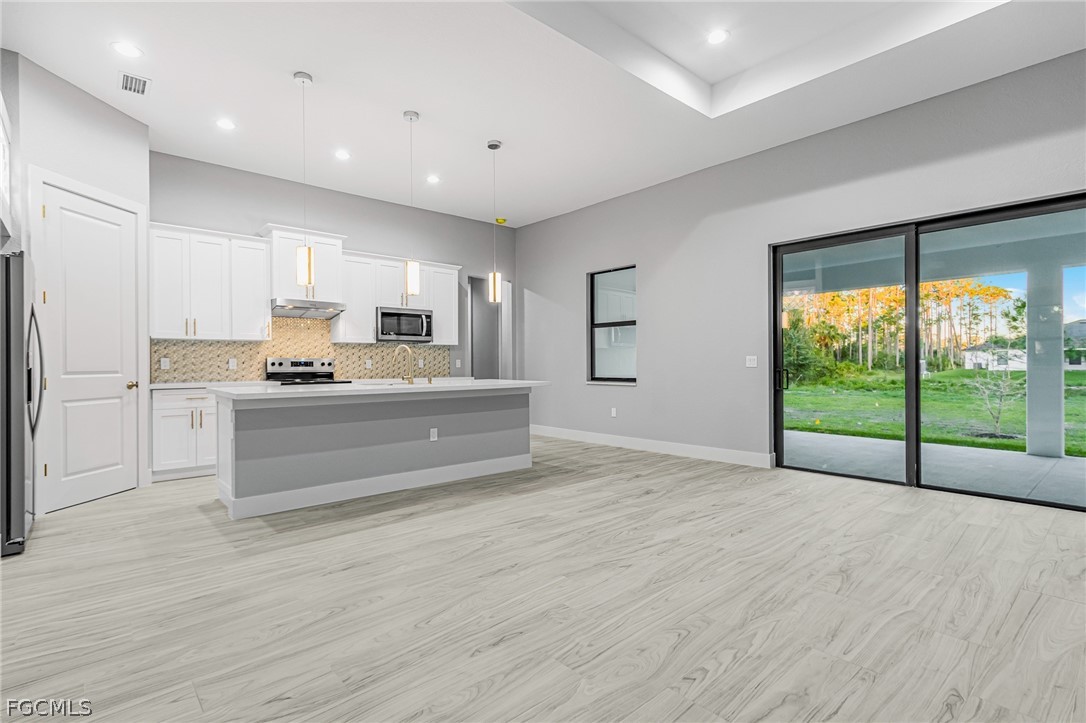 1014 Magnolia Avenue Lehigh Acres, FL 33972 - Photo 10 of 25