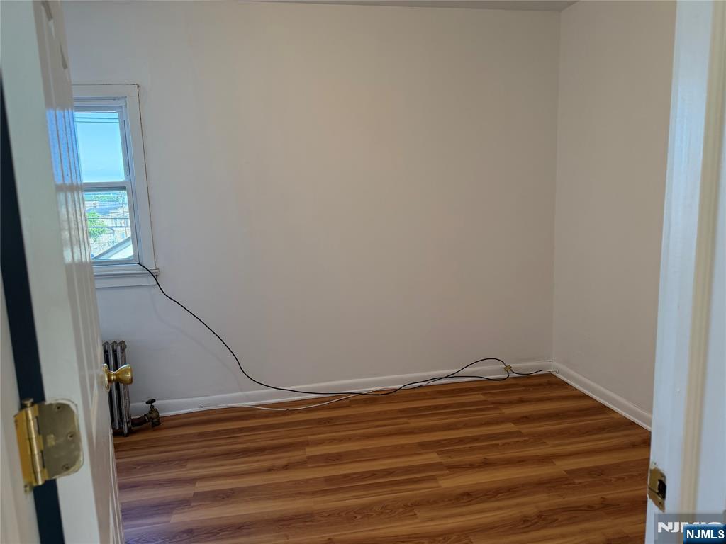 119 Marsellus Place, Unit 2 Garfield, NJ 07026 - Photo 13 of 23