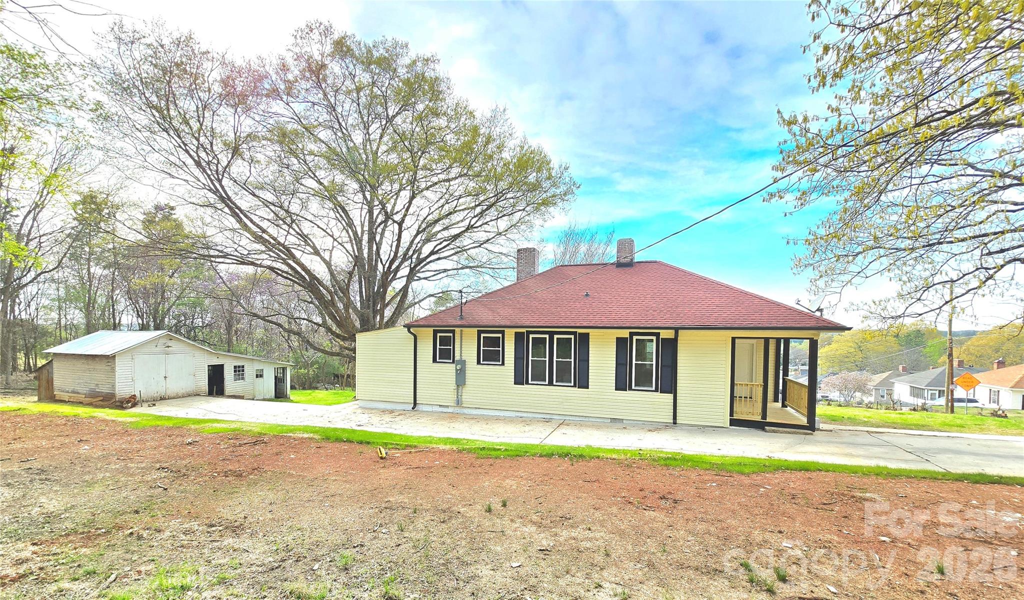 121 Falls Road Badin, NC 28009 - Photo 2 of 22