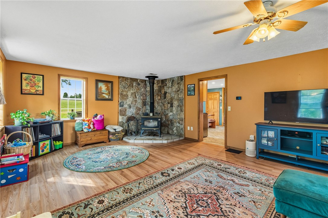 4859 Smith Road Marion, NY 14505 - Photo 6 of 21