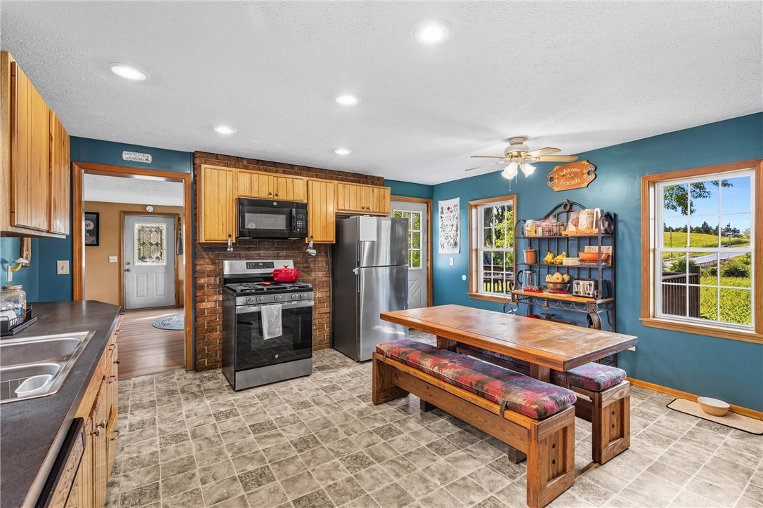 4859 Smith Road Marion, NY 14505 - Photo 7 of 21