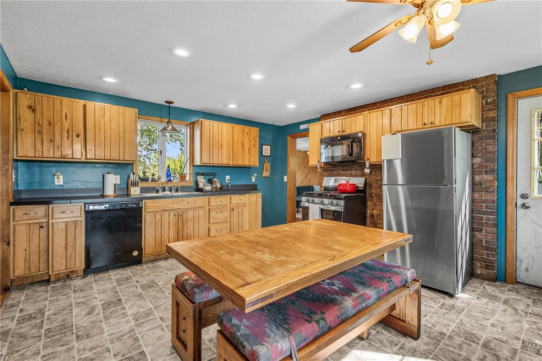 4859 Smith Road Marion, NY 14505 - Photo 8 of 21