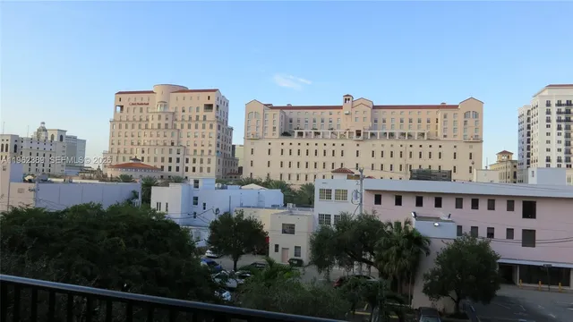 $4,400 | 100 Andalusia Avenue, Unit 402, Coral Gables, FL 33134