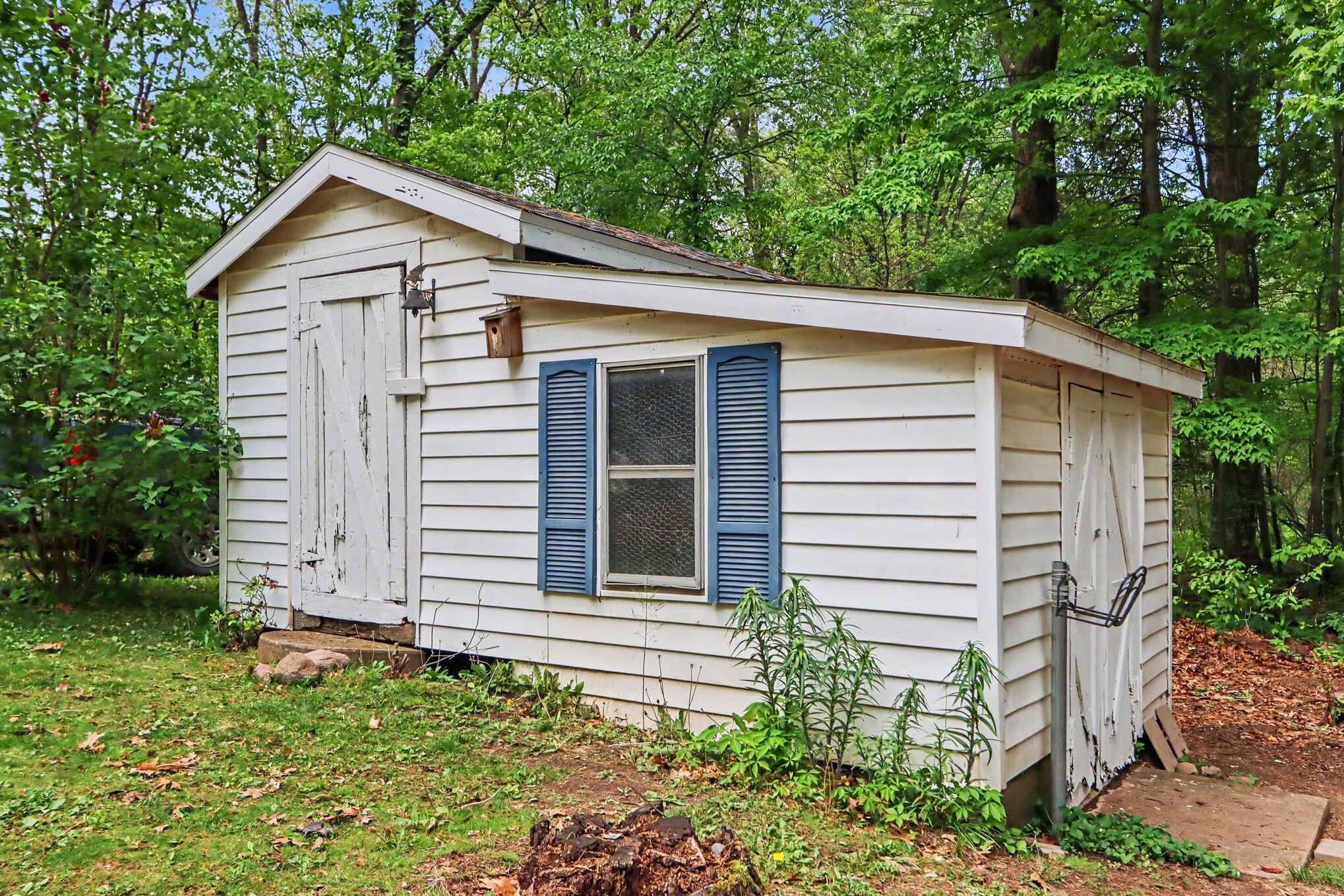 11750 Lewis Road Plainwell, MI 49080 - Photo 19 of 28 019_file_9243