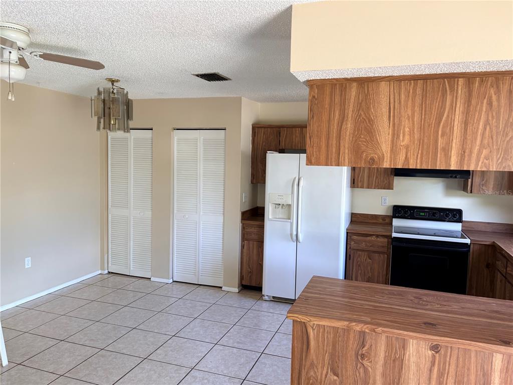 8907 Wayward Circle Hudson, FL 34667 - Photo 2 of 20