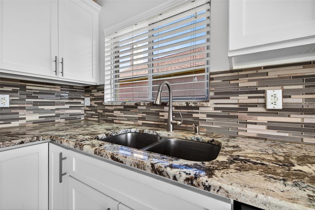 8525 Heyward Road Tampa, FL 33635 - Photo 13 of 39